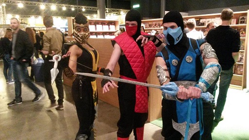 Mortal Kombat cosplay courtesy of InuNeko Cosplay